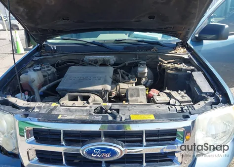 2011 Ford Escape Xlt из США, поврежденный, VIN 1FMCU0DG5BKC63144